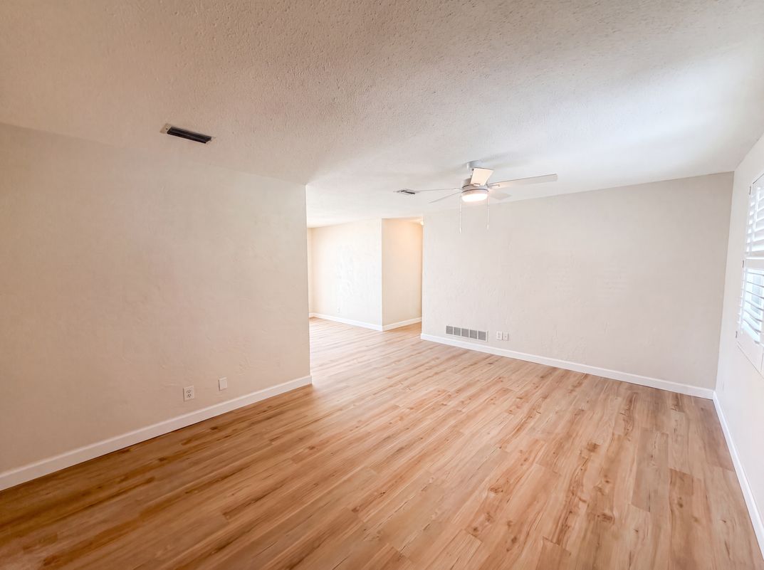 Property photo 3 of 624 Sherman Rd