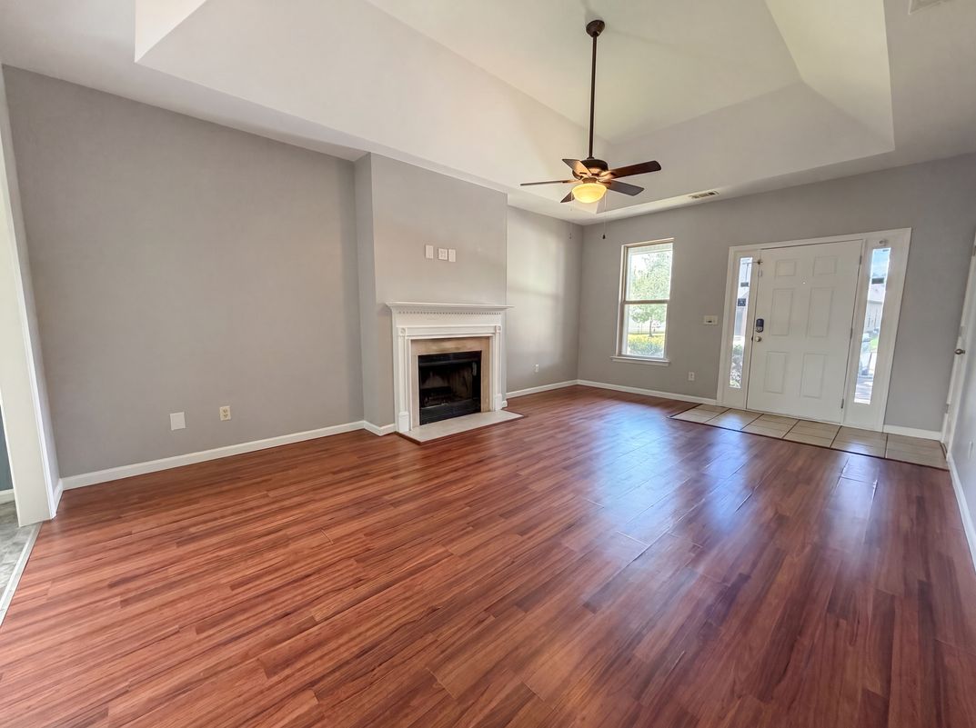Property photo 3 of 1124 Washington Dr