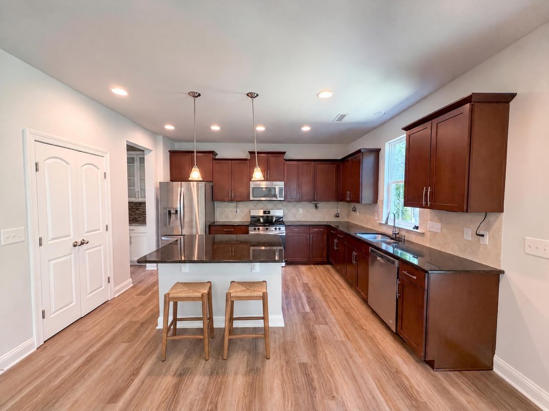 Property photo 2 of 1578 Tice Hurst Ln