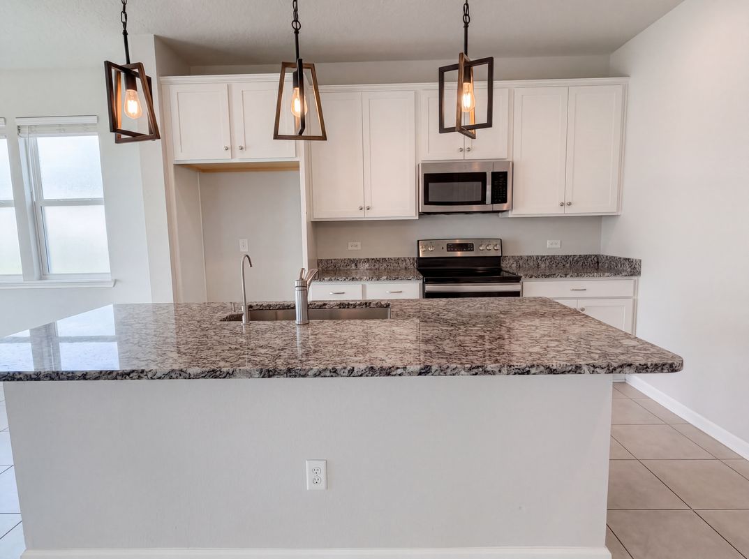 Property photo 2 of 95443 Woodbridge Pkwy