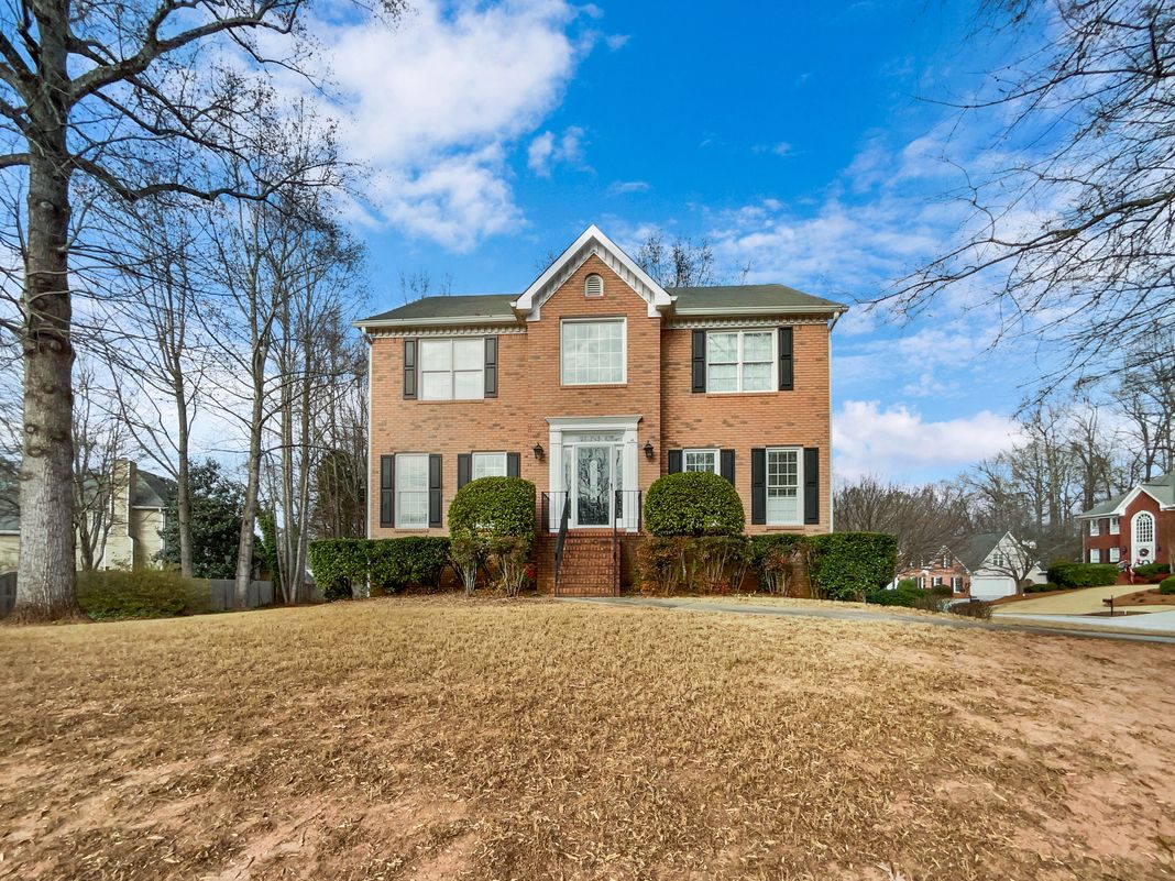 Property photo 1 of 1370 Providence Dr