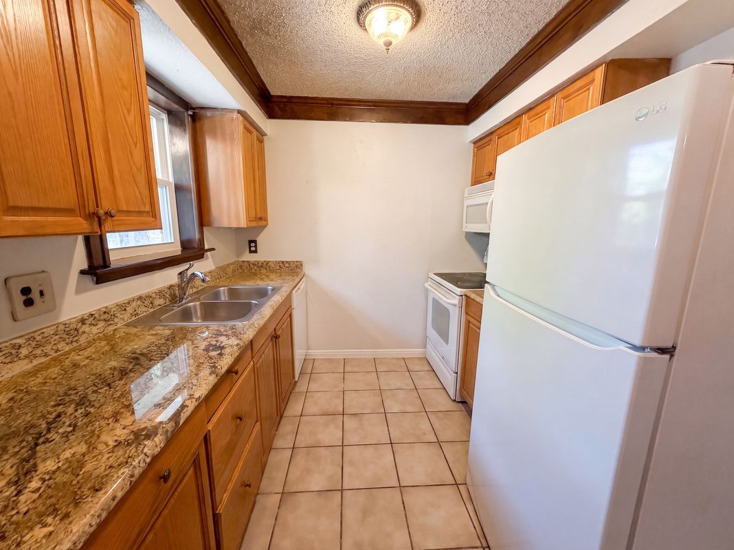 Property photo 2 of 4017 Ambassador Way