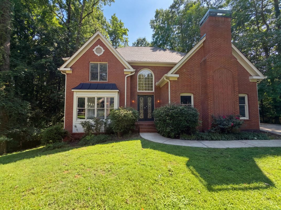Property photo 1 of 644 Laurel Wood Dr SW