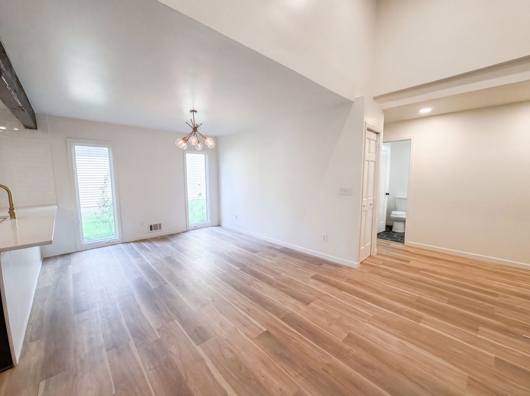 Property photo 3 of 1508 Boone Ave N