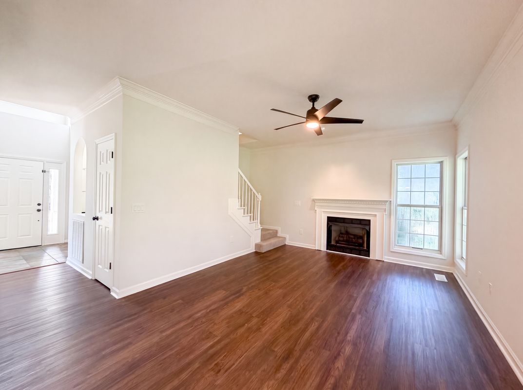 Property photo 3 of 2120 Spring Lake Dr