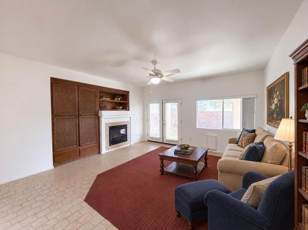 Property photo 3 of 4433 El Presidio Dr