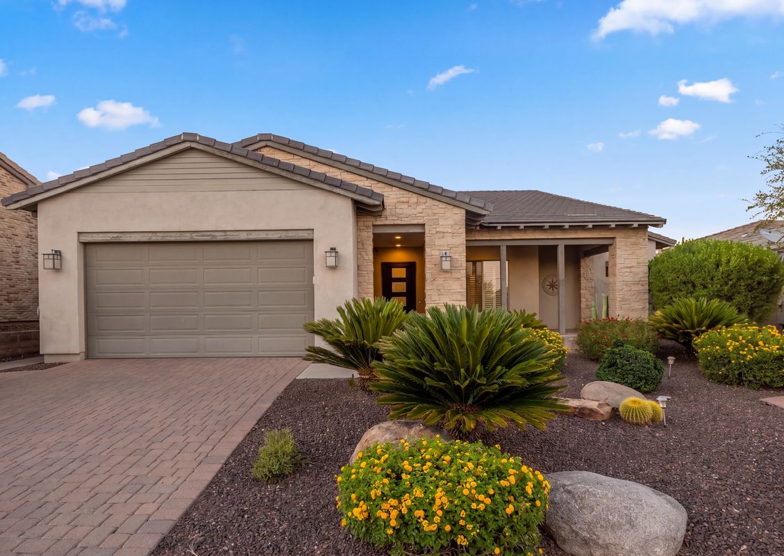 Property photo 1 of 17892 E Silver Sage Ln