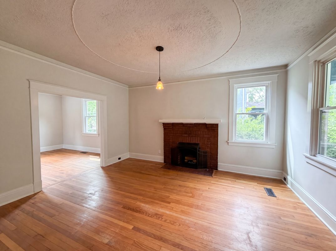 Property photo 3 of 3311 Garland Ave