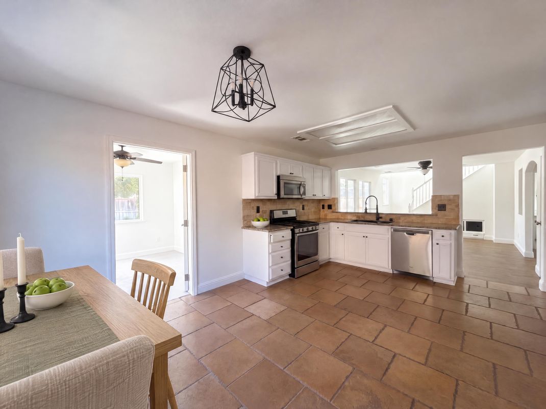 Property photo 2 of 2520 Meadowgate Dr