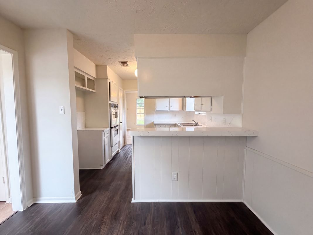 Property photo 2 of 1411 Cherry Springs Ct