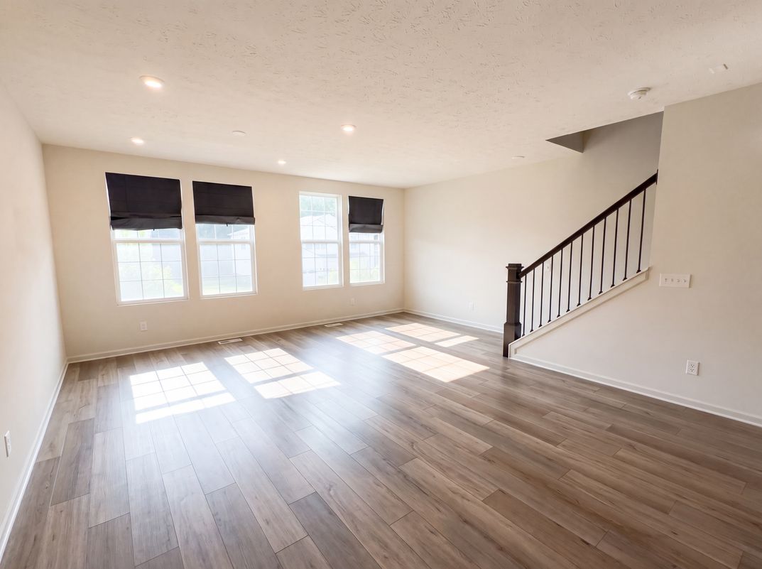 Property photo 3 of 14549 Brecon Ln