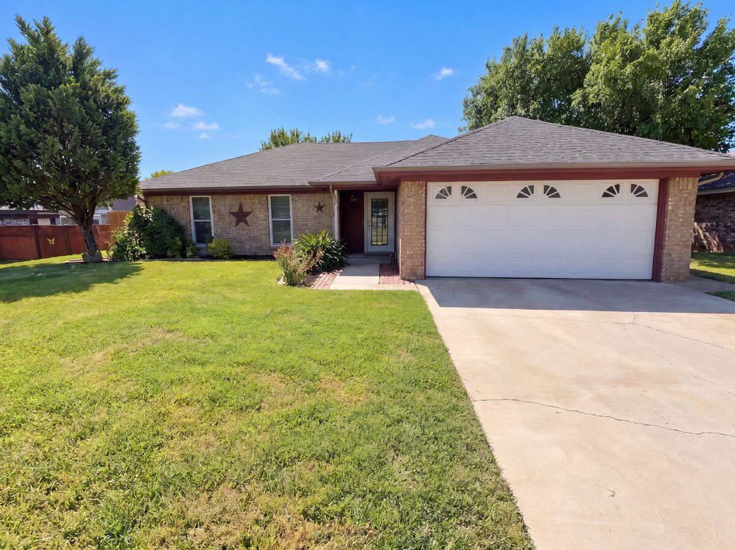 Property photo 1 of 2328 Whitney Dr