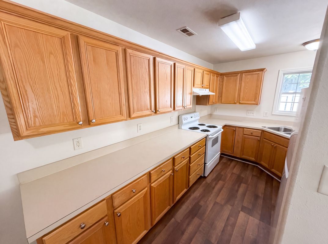 Property photo 2 of 9514 Littleleaf Dr