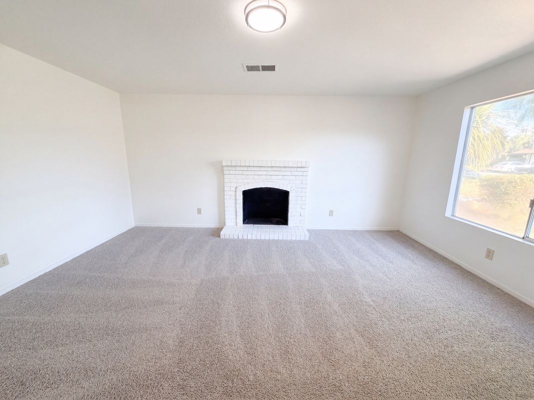 Property photo 3 of 9149 Starina Way