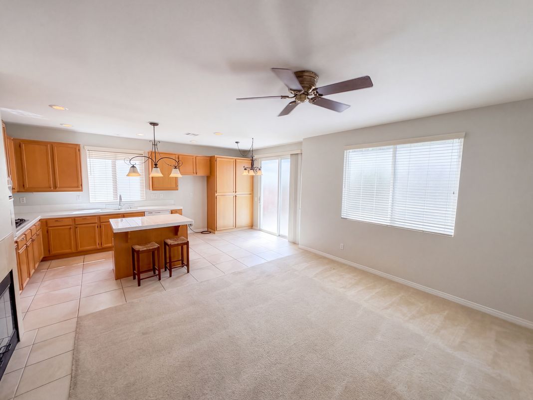 Property photo 3 of 595 Dundee Ln