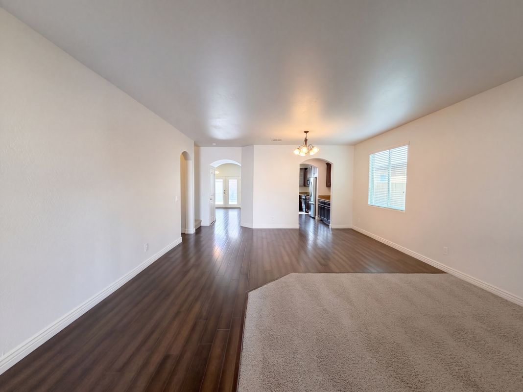 Property photo 3 of 20832 N Wilford Ave
