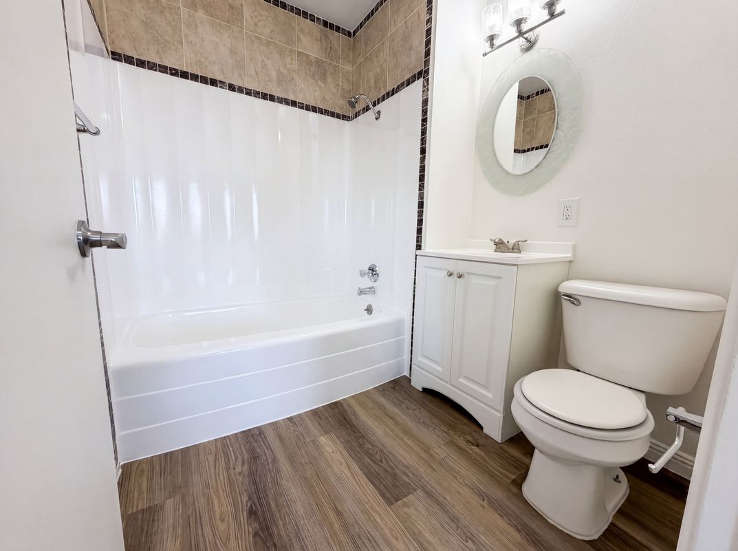 Photo 14 of 44 of 4018 Shady Oak Dr, Las Vegas, NV