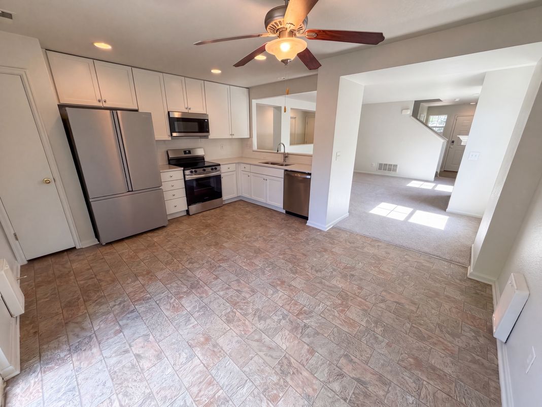 Property photo 2 of 886 Sagebrush Dr