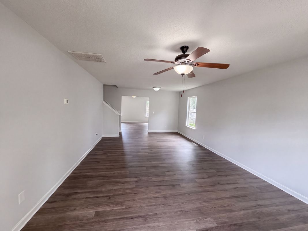 Property photo 3 of 145 Katrina Ct