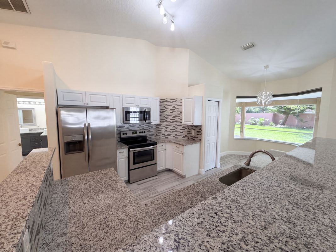 Property photo 2 of 771 Sandhill Crane Ct
