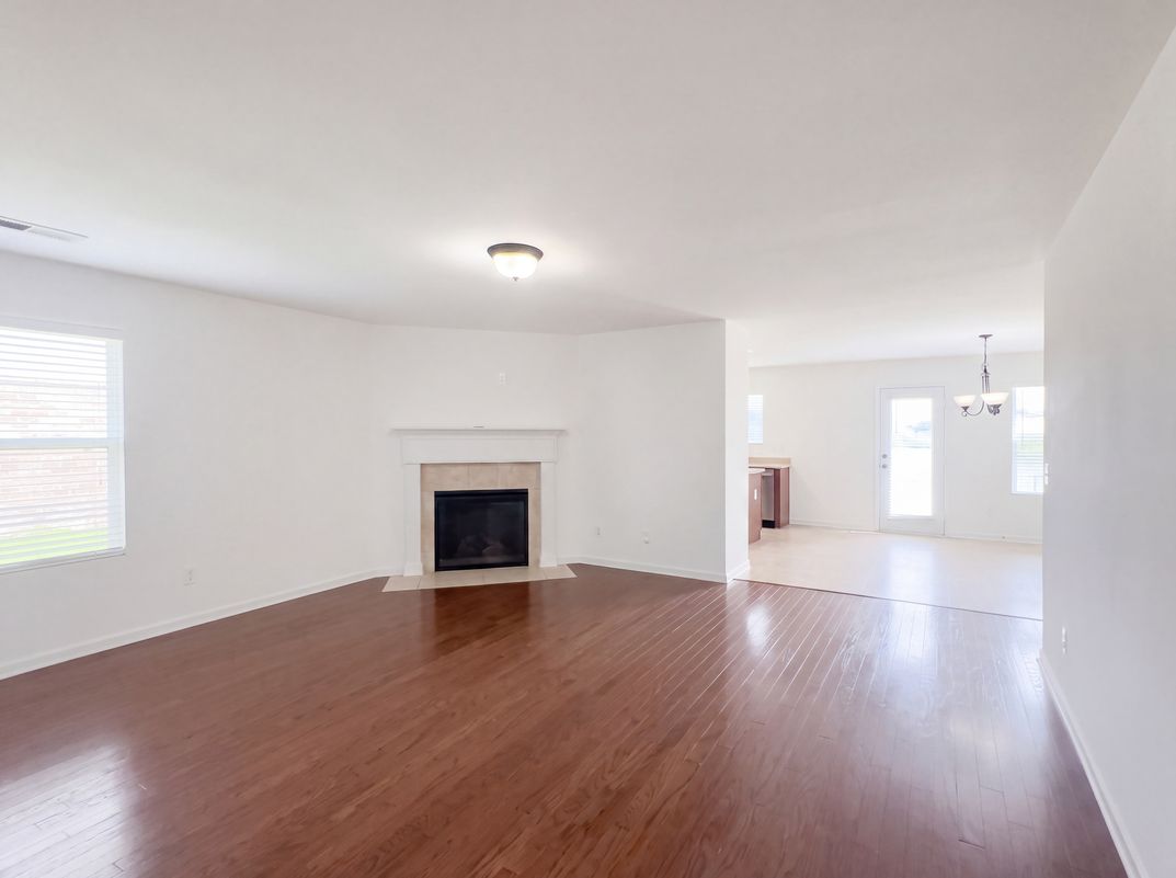 Property photo 3 of 172 Bermuda Lakes Dr