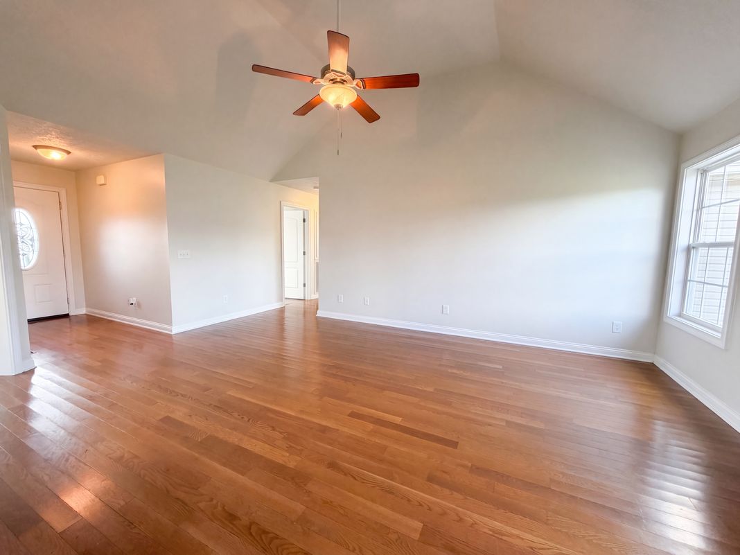 Property photo 3 of 111 Beaver Creek Dr