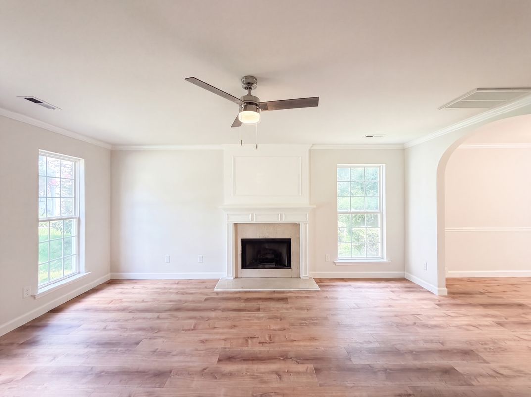 Photo 6 of 22 of 14542 Arbor Ridge Dr, Charlotte, NC