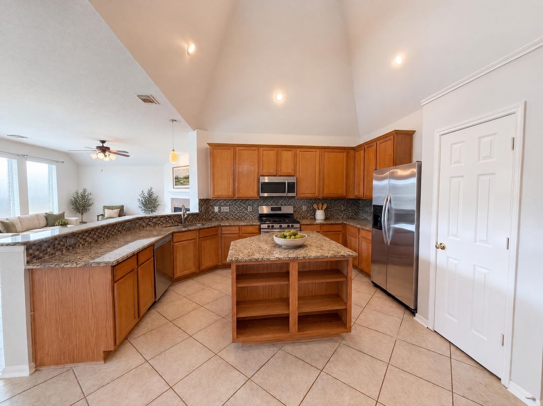 Property photo 3 of 11810 White Water Bay Dr