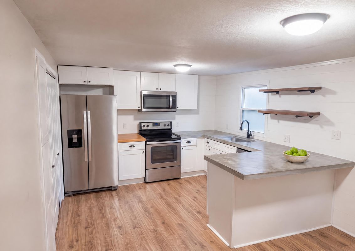 Property photo 2 of 2111 Bernhurst Dr