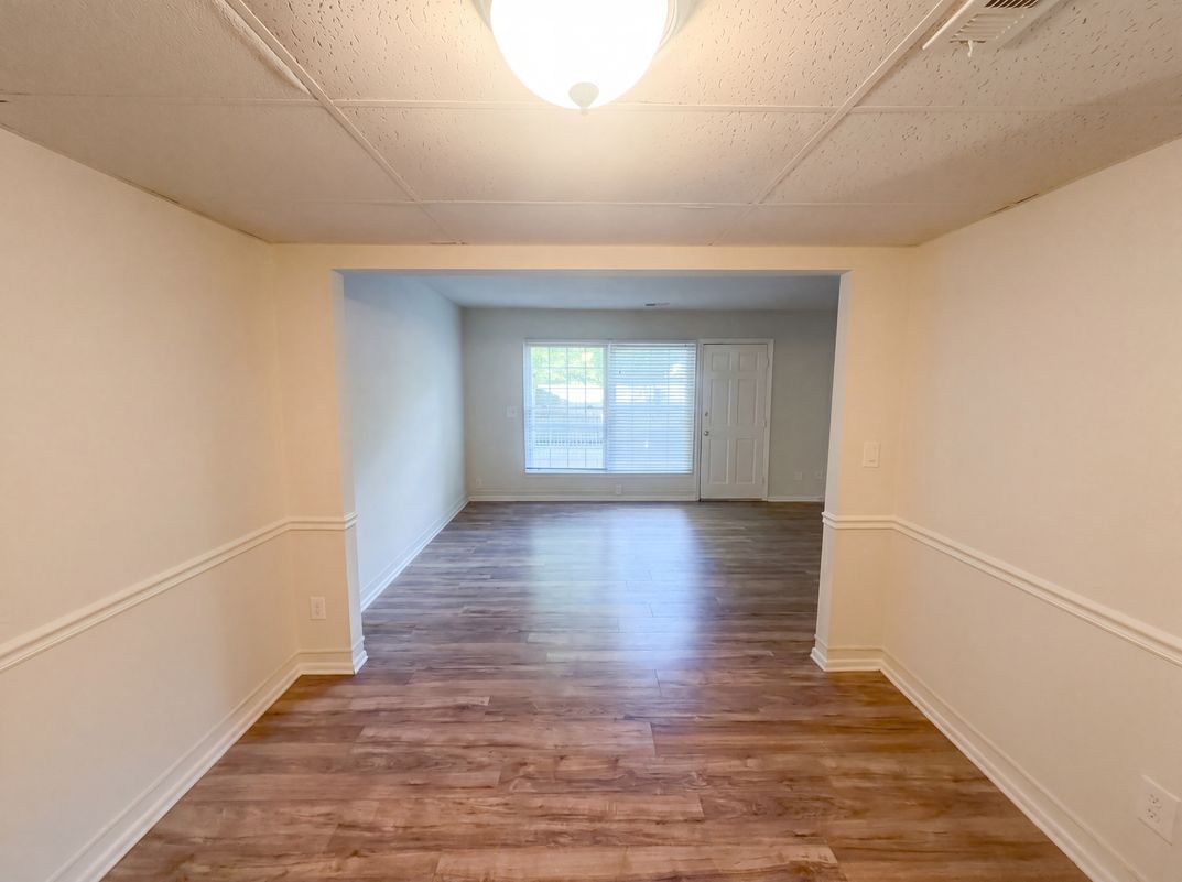 Property photo 3 of 3229 Regents Park Ln Unit D