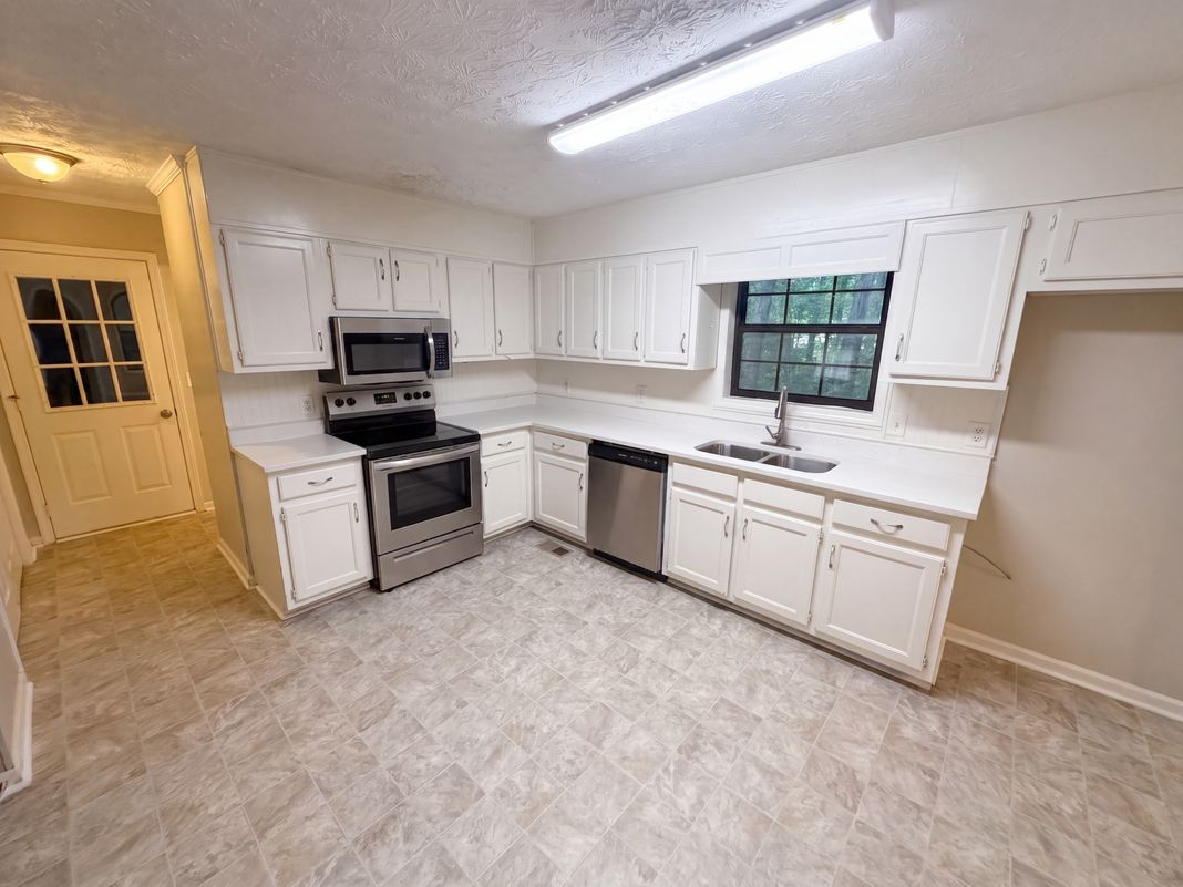 Property photo 2 of 4628 Sapling Ct