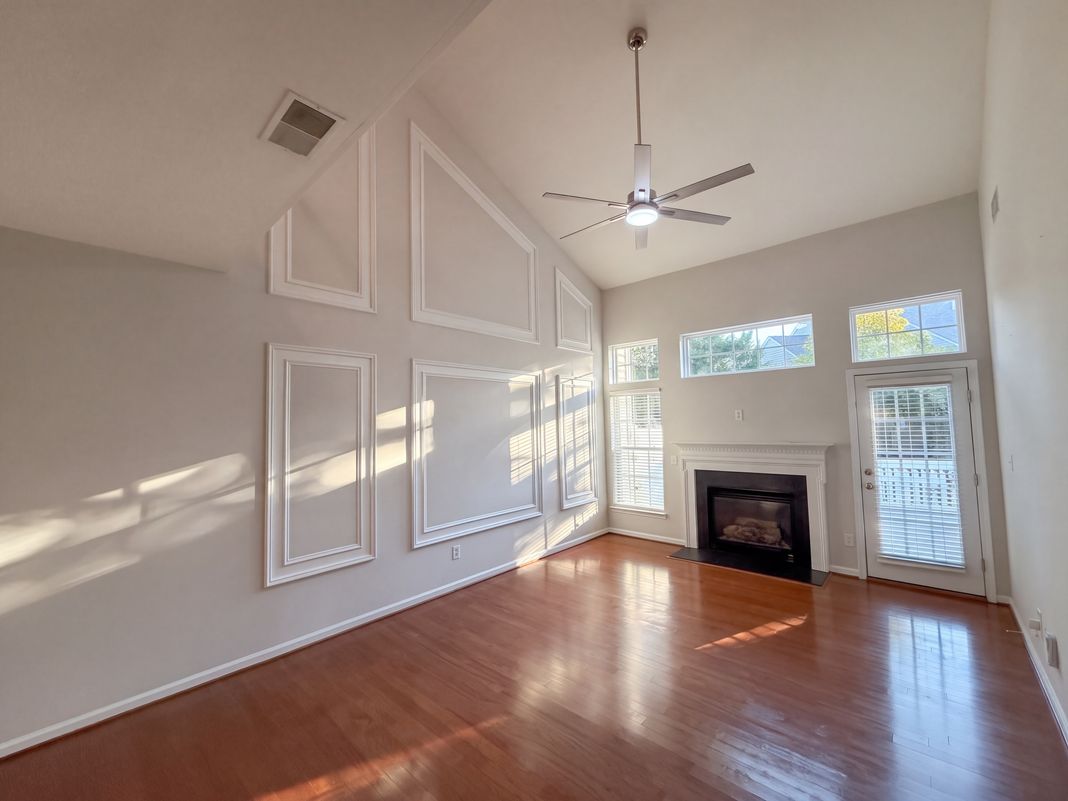 Property photo 3 of 9429 Shumacher Ave NW