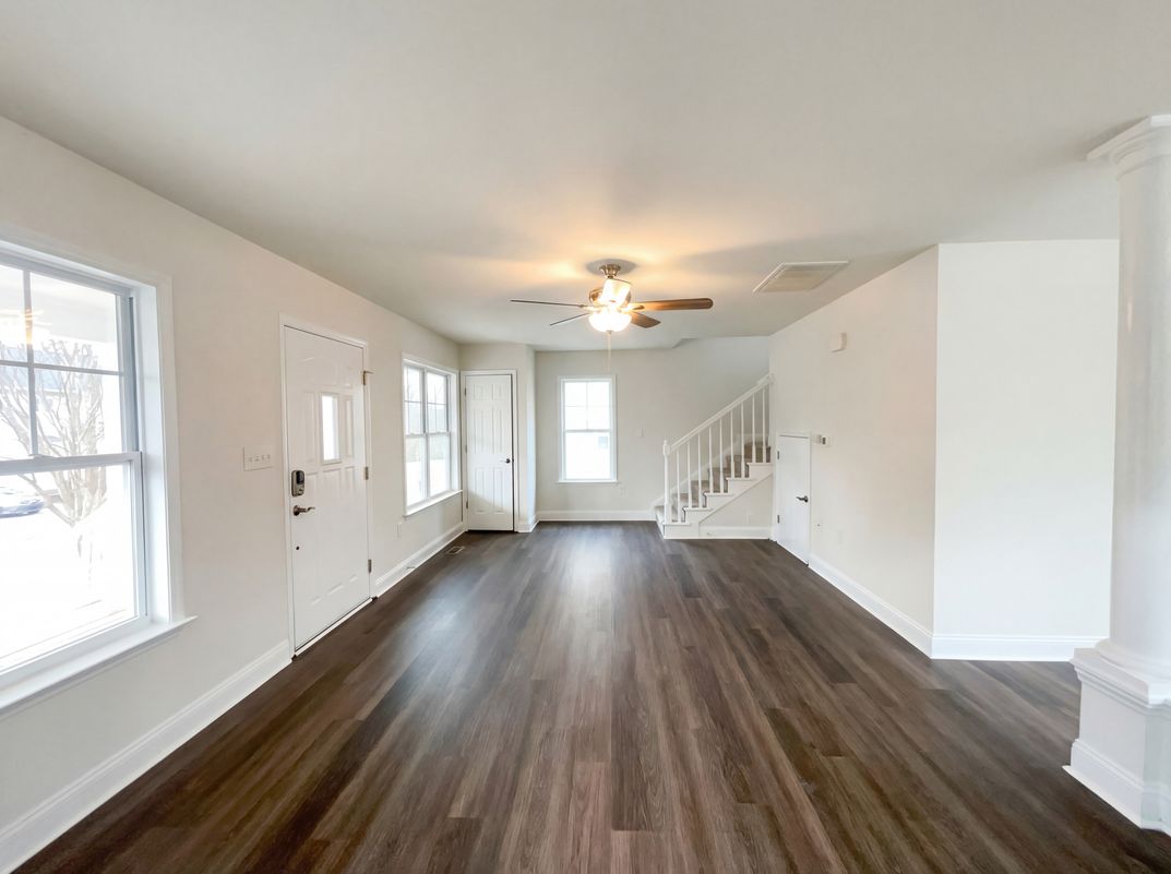 Property photo 3 of 604 Eastway Ave