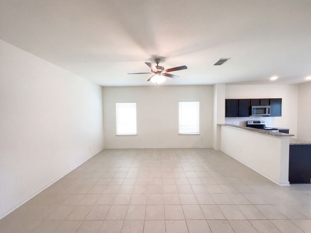 Property photo 3 of 2838 Davis Trce