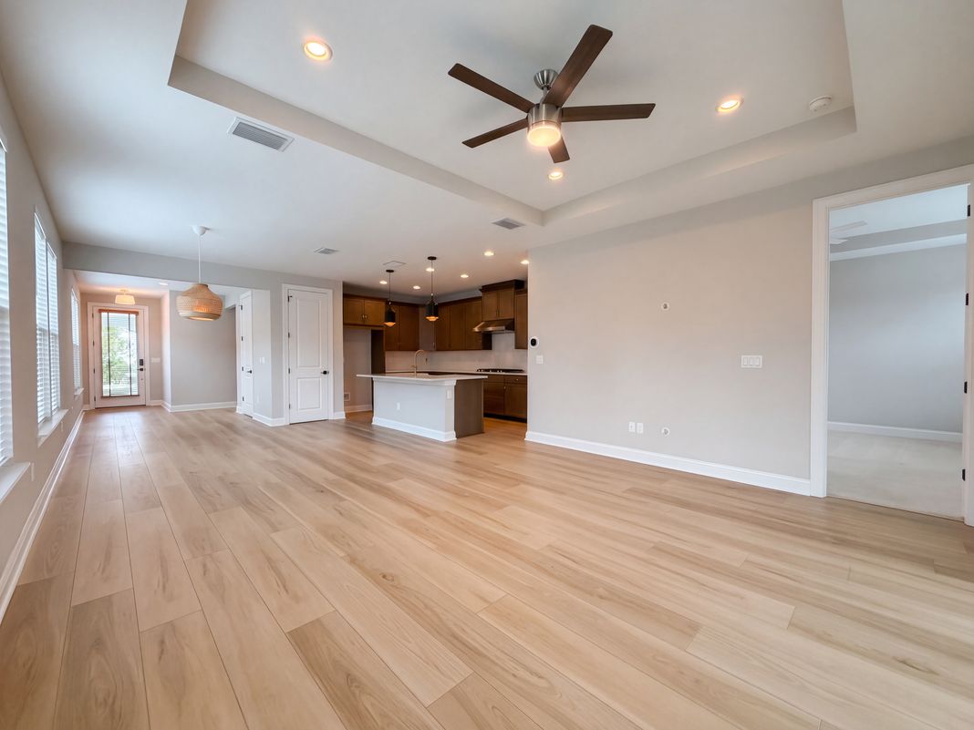 Property photo 3 of 101 Cool Springs Ave