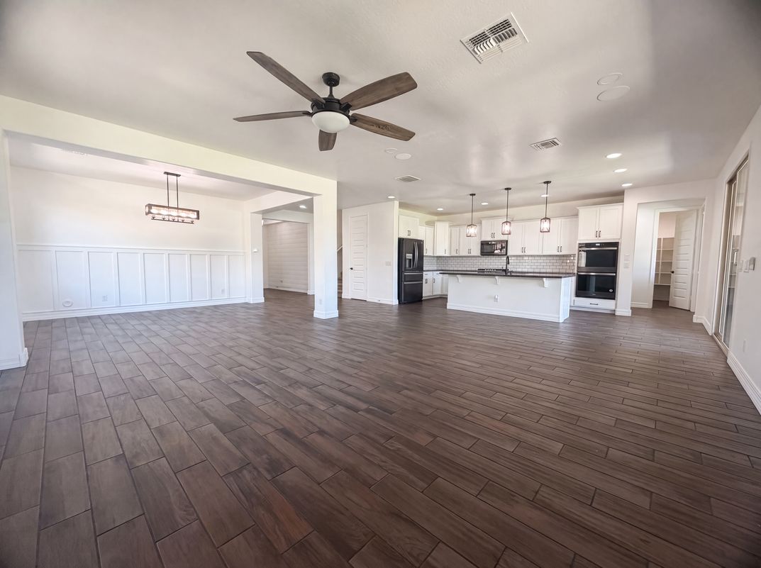 Photo 3 of 23 of 2166 W Madisen Marie Ave, San Tan Valley, AZ
