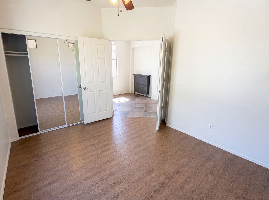 Photo 18 of 40 of 2513 W Florentine Rd, Phoenix, AZ