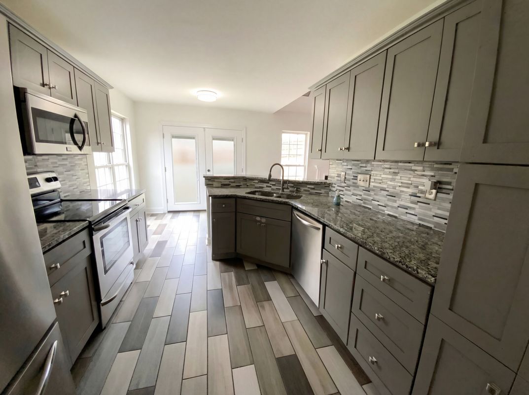 Property photo 2 of 7508 Free Ct