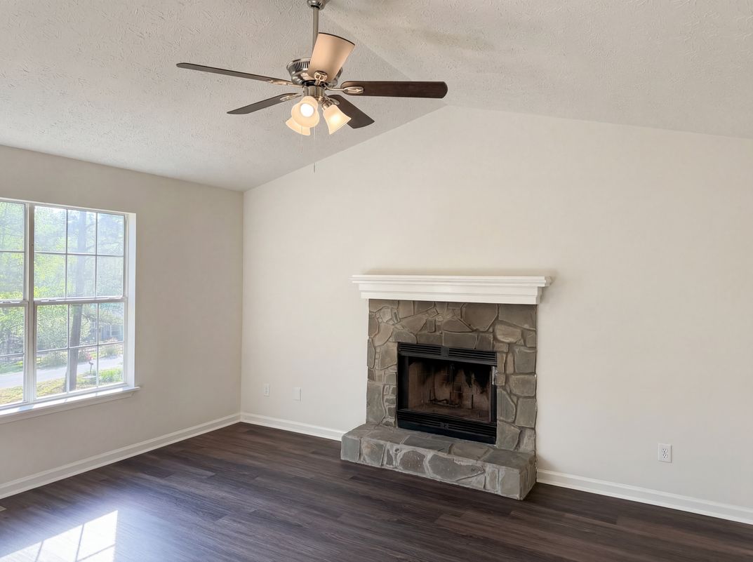 Property photo 3 of 416 Busby Ln