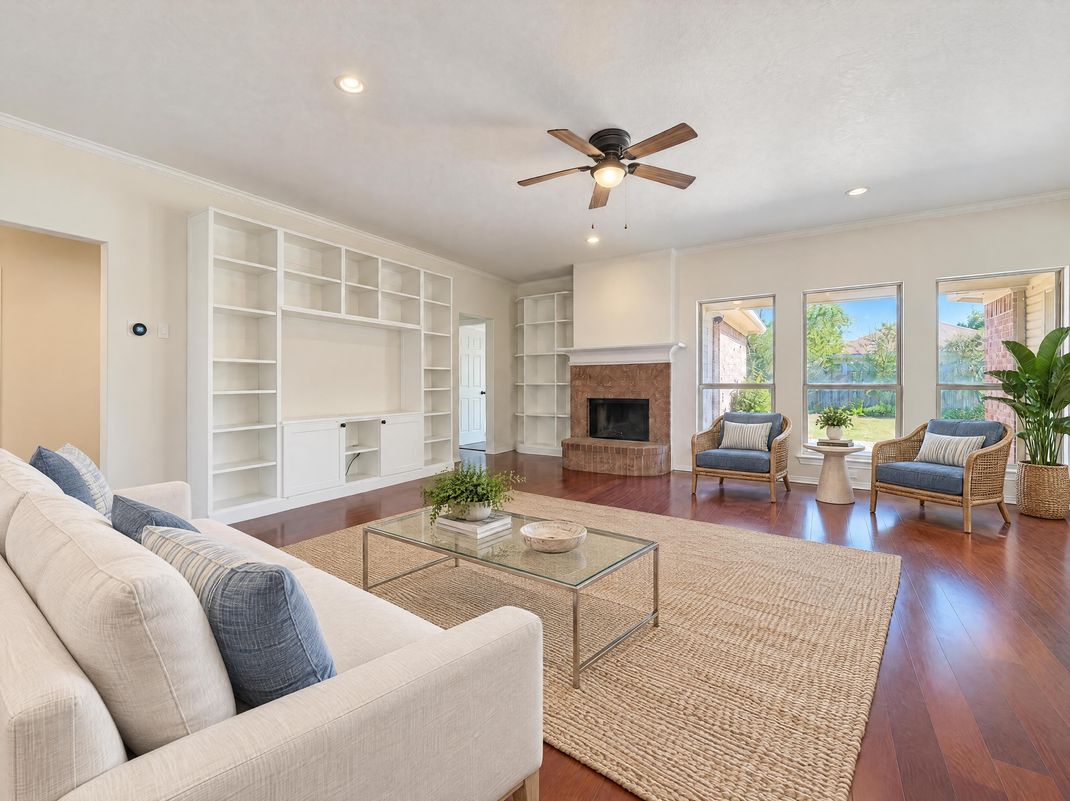 Property photo 3 of 14222 Man O War