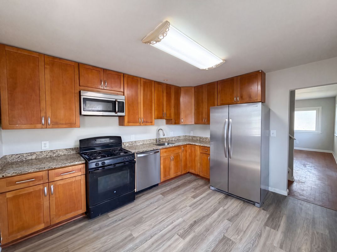 Property photo 2 of 4313 Urn St