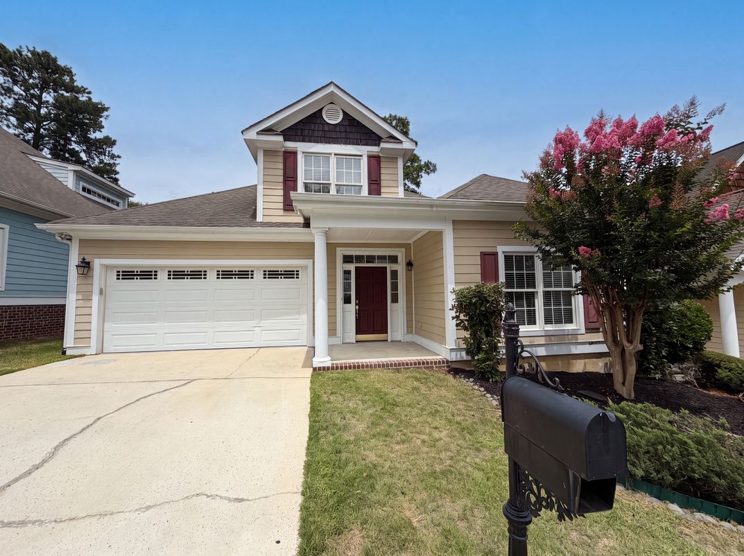 Property photo 1 of 108 Cart Way