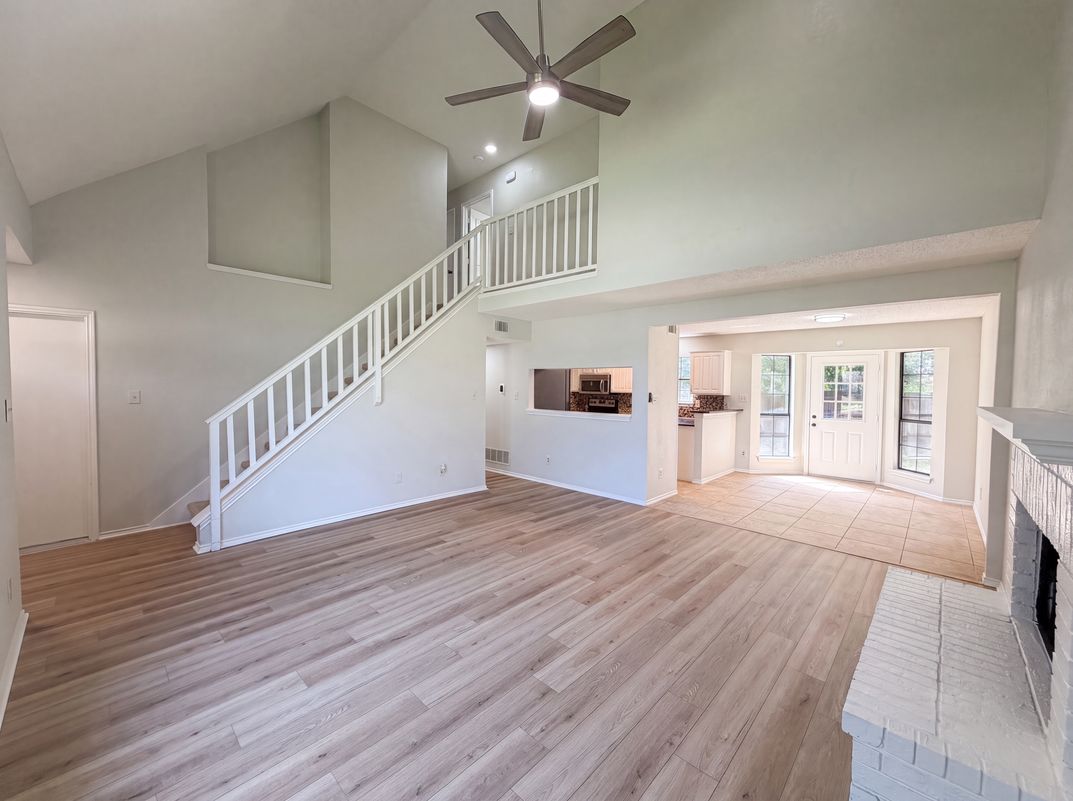 Property photo 3 of 4300 Windwillow Ct