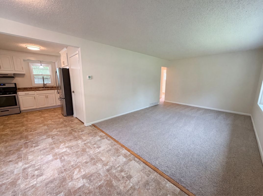 Property photo 3 of 2128 Ronald Ave