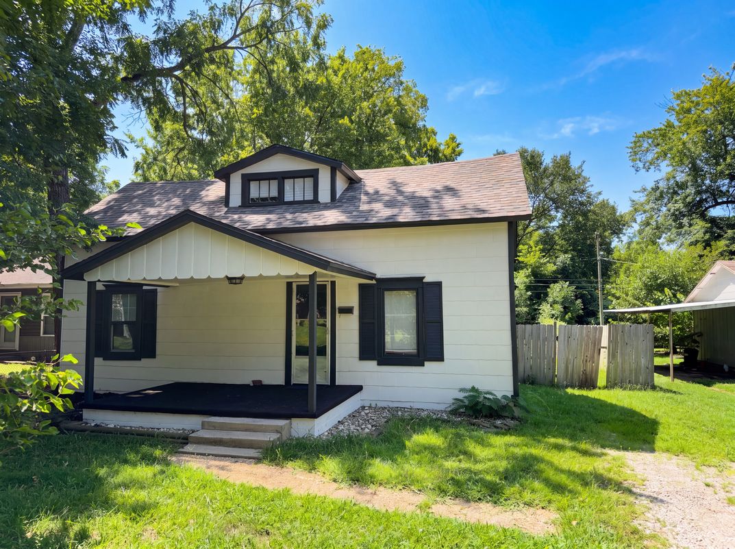 Main view of property