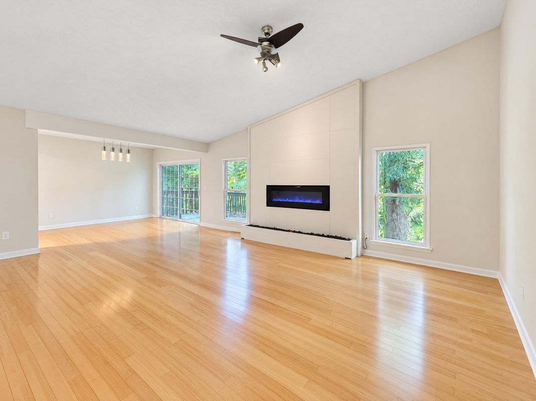 Property photo 3 of 4762 Jamerson Creek Ct