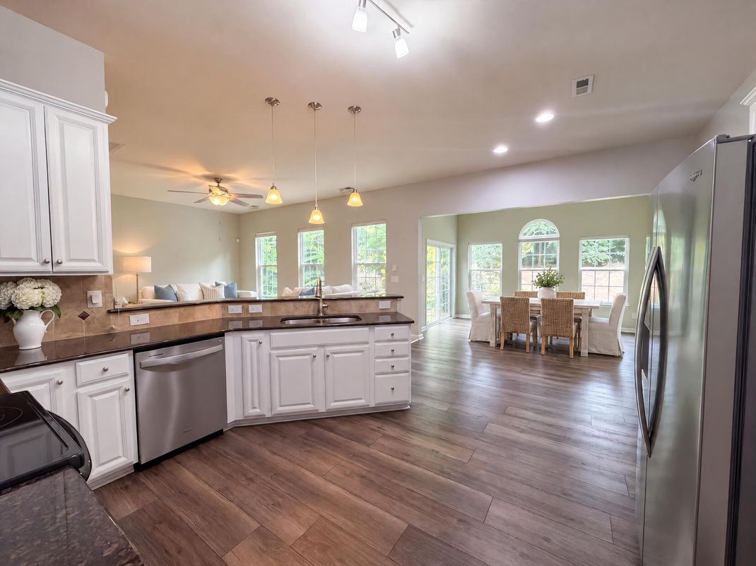 Property photo 2 of 4018 Harmattan Dr