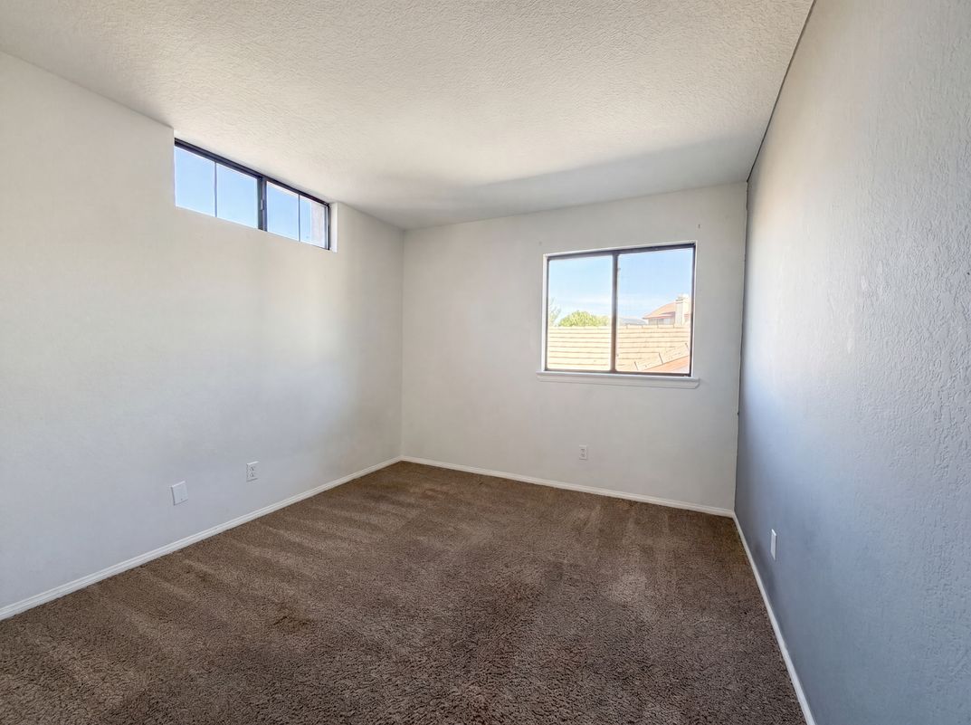 Photo 16 of 30 of 3164 Gingerwood Ln, Lancaster, CA