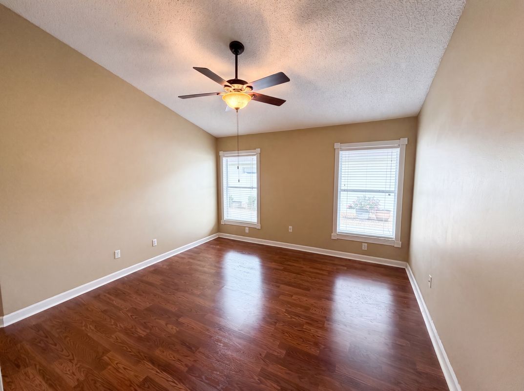 Photo 14 of 31 of 3788 Seminole Dr, Orlando, FL