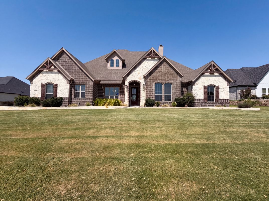 Property photo 1 of 3608 Ridge Point Dr
